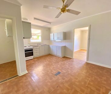To register & apply for this property, please use this link: https:... - Photo 5