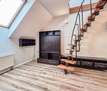 Mieszkanie z antresolą - Oporów - Zdjęcie 6