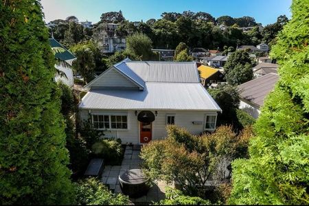 18 Bracken Street, New Plymouth, - Photo 3