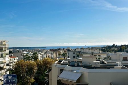 Appartement à louer 3 pièces 75.37m² - Photo 2