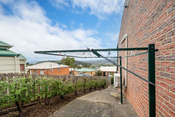 Modern Unit in a Prime Claremont Location - Photo 1