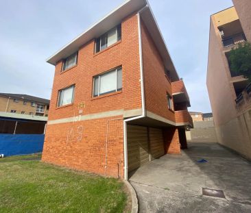 “Renovated 2 Bedroom Unit in Liverpool” - Photo 4