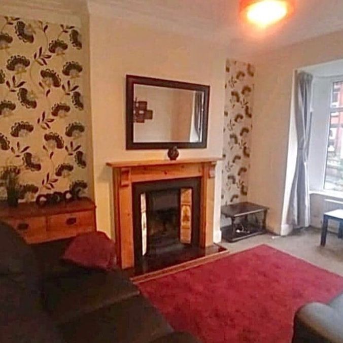 4 Bed - 9 Wetherby Grove, Burley, Leeds - LS4 2JH - Student - Photo 1