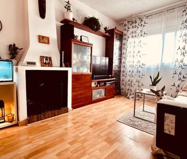 Piso de alquiler en Calle Atlantida, 25-31, Llefià - Photo 2