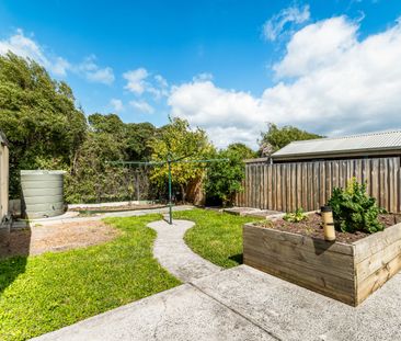 Peaceful Living with a Giant Shed - Photo 5