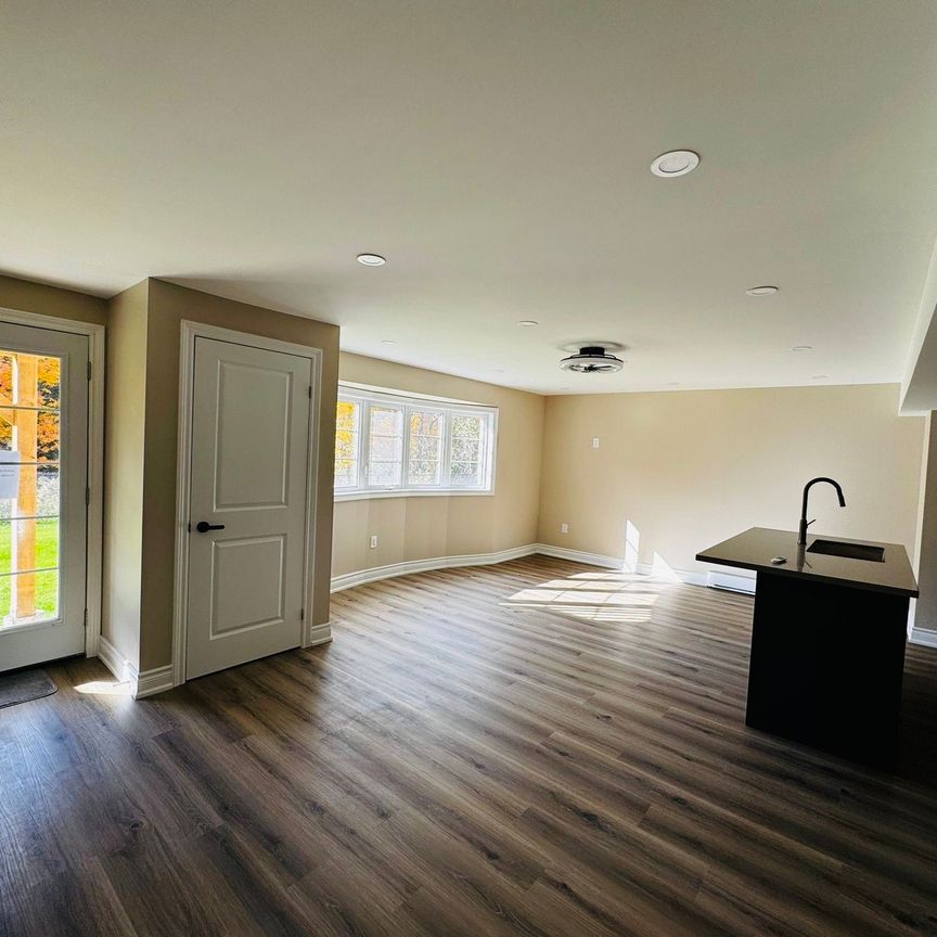 For Lease - 1438 Mockingbird Square Unit# Bsmt, Pickering, Ontario - Photo 1