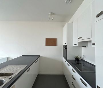 Ruim appartement met 2 slaapkamers - Photo 1
