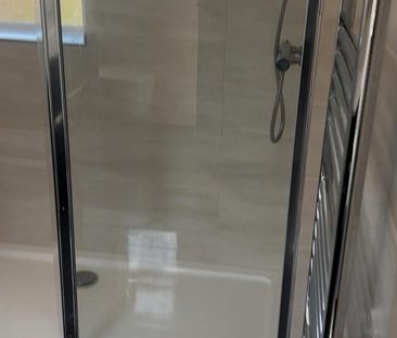 6 bedroom detached house to rent - Photo 3