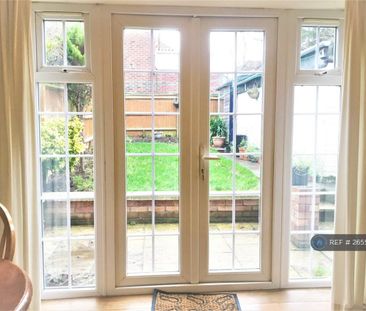 1 bedroom flat to rent - Photo 6