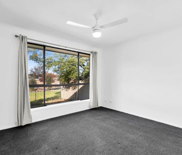 Renovated 3-bedroom family home - Photo 3