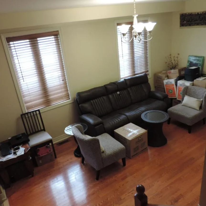 1016 CAVEN STREET - Photo 1