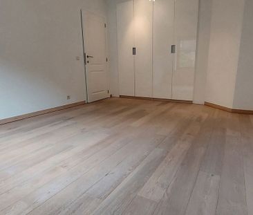 Appartement te huur in Berchem voor € 1.485 met 3 slaapkamers - Foto 3