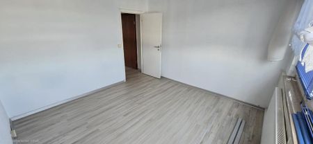 Helle 4 Zimmer Wohnung in Thurm-Mülsen zu vermieten - Foto 2