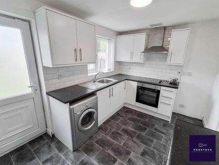 Lynway Grove, Middleton, Manchester, M24 - Photo 5