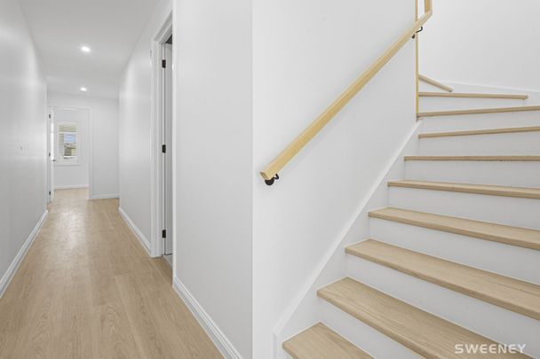 Brand new stunning residence within the sought Altona birdcage - Photo 1