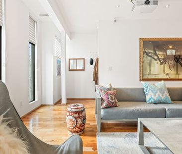 For Lease - 2068 Dundas Street Unit# Upper, Toronto, Ontario - Photo 2