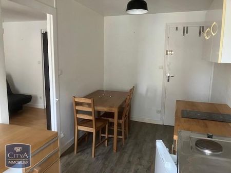 Location Appartement 2 pièces 24m² LAVAL 53000 - Photo 4