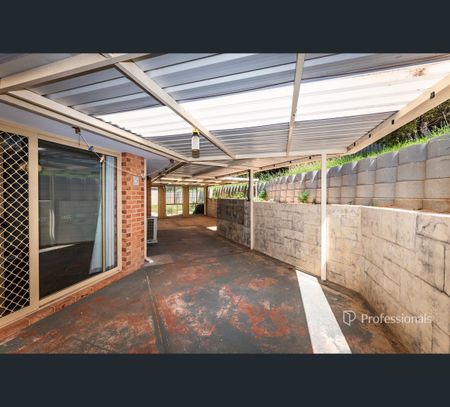15 Mallee Court, Mount Tarcoola, WA 6530 - Photo 3