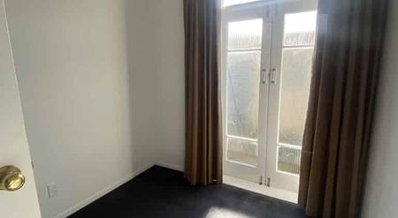 Peaceful 2-Bedroom Flat - Photo 5