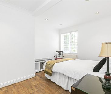 London Road, Englefield Green, Egham, Surrey, TW20 0BP - Photo 5