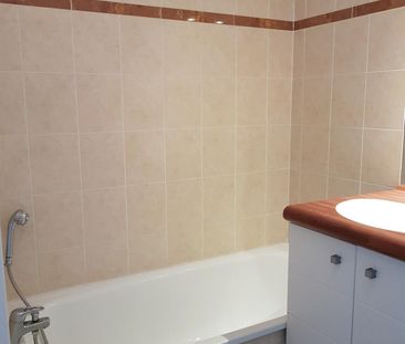 Location Appartement 2 pièces 43m² MONTAUBAN 82000 - Photo 4