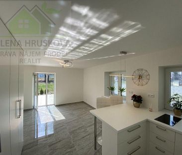 Pronájem bytu 1+kk 28 m² - Photo 1