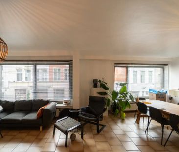 Ruim appartement met 3 slaapkamers en riant terras in centrum Gent - Foto 2