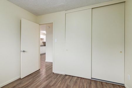 Classic Suite - 1 Bedroom - Photo 3
