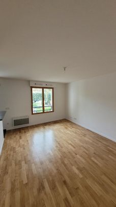 Appartement Courbevoie 2 pièces 47.10 m2 - Photo 1