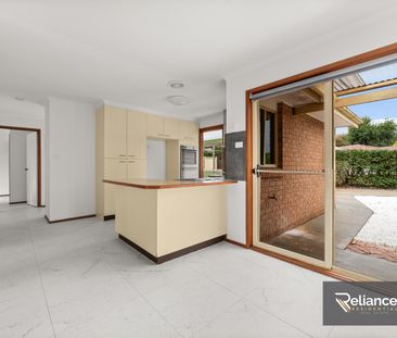 16 Augustus Close, Palmerston ACT 2913 - House For Rent | Domain - Photo 4
