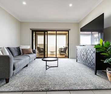 Classy Low Maintenance Townhouse - Photo 2