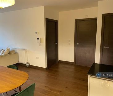 1 bedroom flat to rent - Photo 2