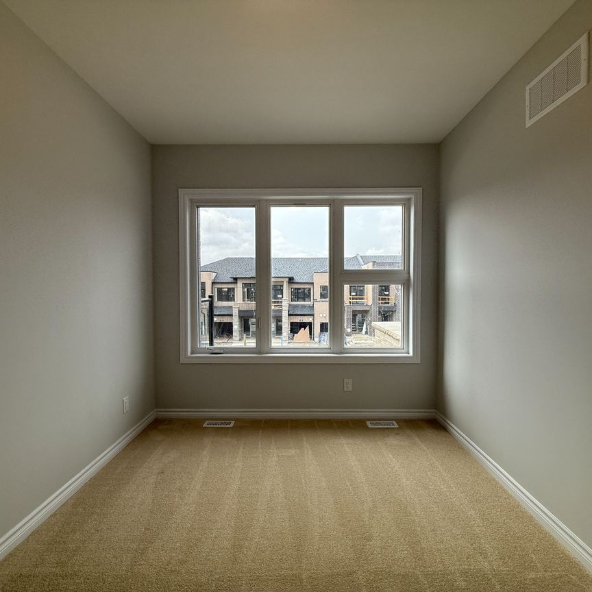 For Lease - 25 Freeman Williams Street, Markham, Ontario - Photo 1