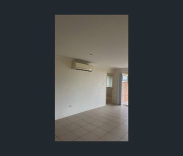 54 Lucas Street, Gracemere, Qld 4702 - Photo 6