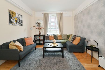 2 bedroom flat to rent - Photo 2