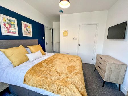 1 bedroom in a house share to rent - Photo 3