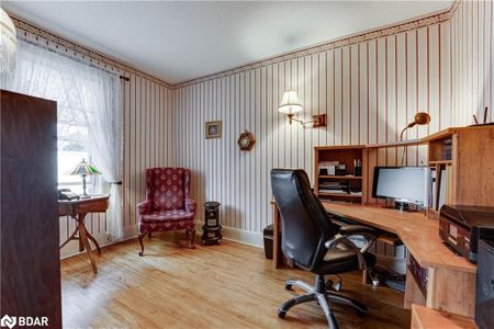 For Lease - 22 Queen Street, Innisfil, Ontario - Photo 3