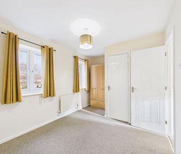 2 bedroom semi-detached house to rent - Photo 6