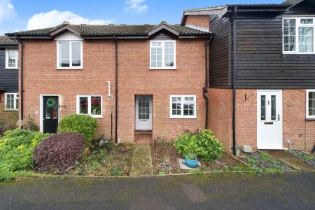 2 bedroom terraced house to rent - Photo 4