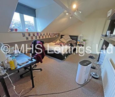 5 Bedroom Mid Terraced House for rent in Ash Road - Photo 1