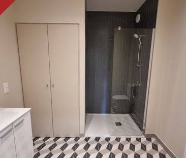 Location Appartement 2 pièces 73m² NARBONNE 11100 - Photo 2