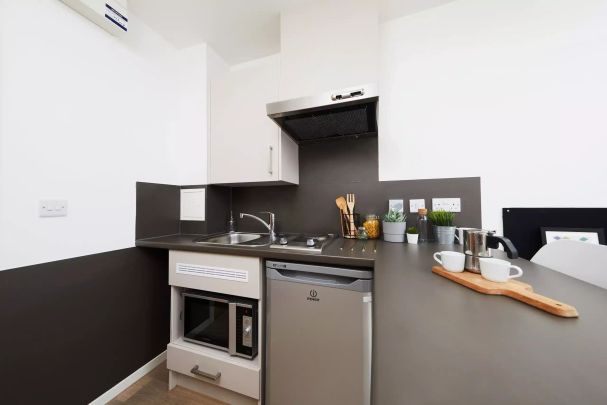 Gold Studio - Photo 1