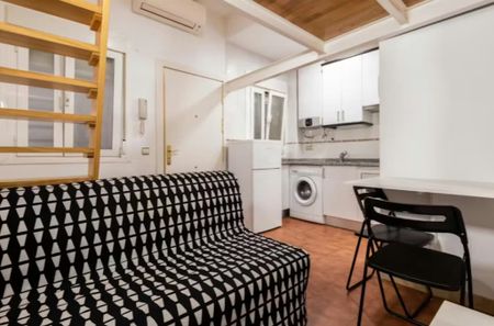 Calle de Lavapiés, Madrid, Community of Madrid 28012 - Photo 4