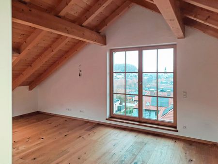 Gene­ral­sa­nier­tes Ein­fa­mi­li­en­haus mit See­blick - Photo 4