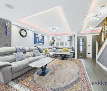 4 bedroom detached house to rent - Photo 4