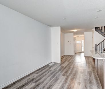 For Lease - 21 Woodedge Circle, Kitchener, Ontario - Photo 2