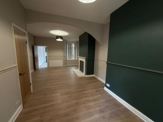 2 Bed Terraced House, Ukraine Road, M7 - Photo 1