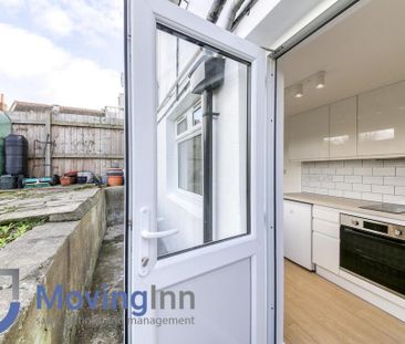 Studio to rent - Photo 6