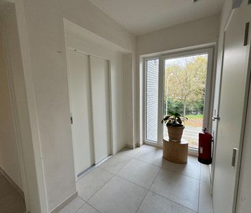 Modern energiezuinig twee slaapkamerappartement + autostaanplaats i... - Photo 4