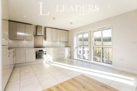 2 bedroom apartment to rent Corner House, 89 Godstone Road, Caterham, Surrey, CR3 - Photo 4